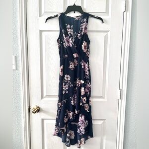 Soprano navy floral dress